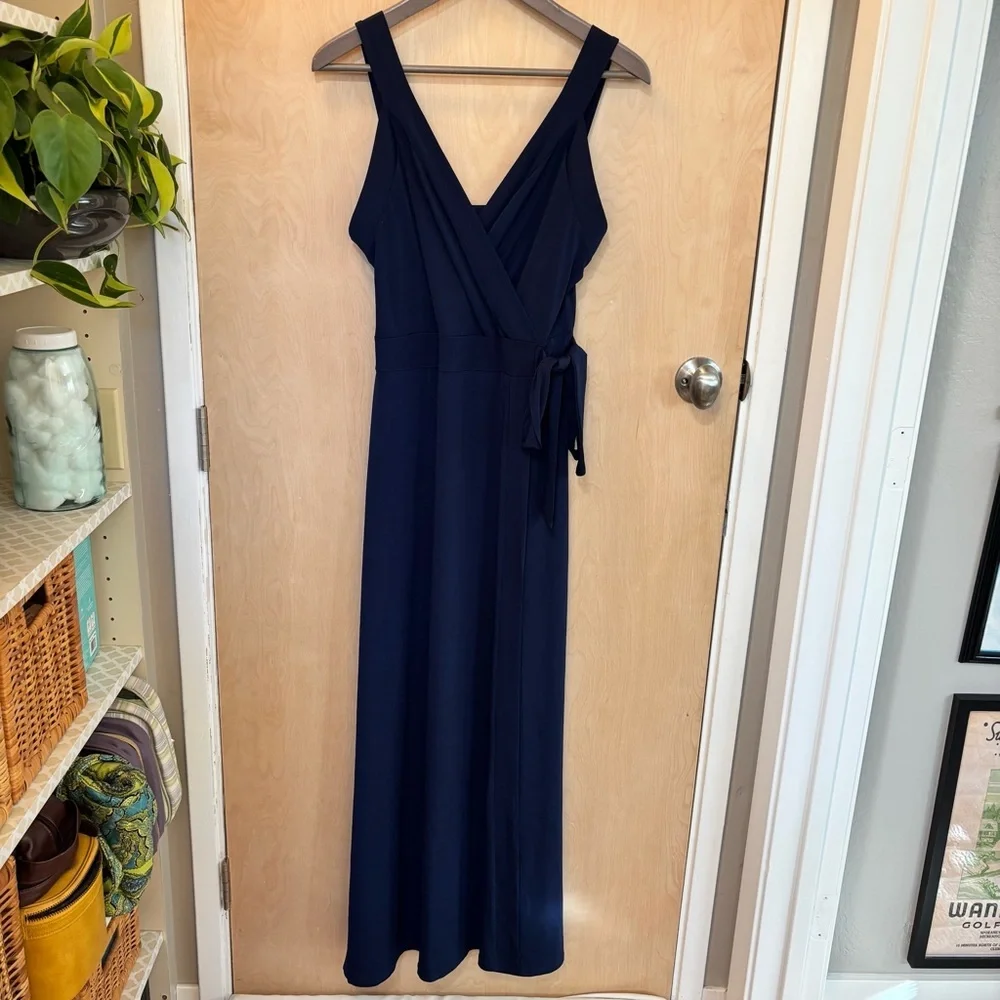 41 Hawthorn Maxi Dress Size Large Navy Faux Wrap V Neck Timeless Capsule Basic - Picture 2 of 10